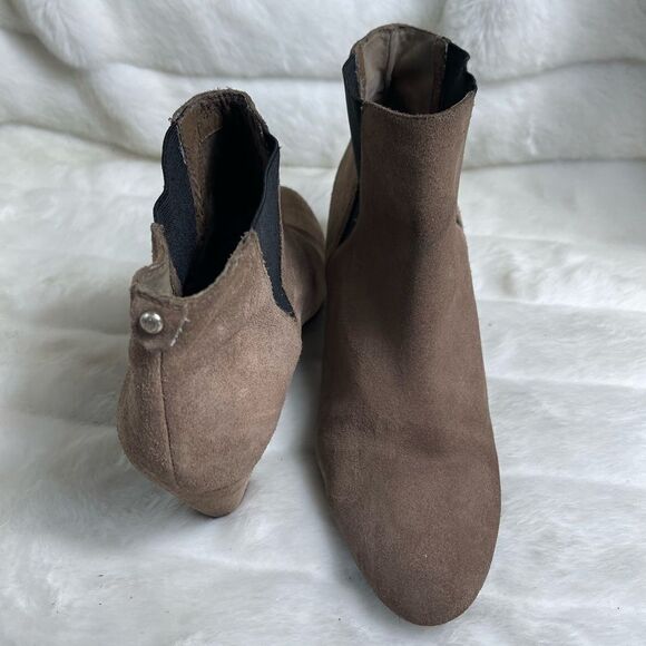 Sam Edelman light brown leather suede ankle boots black  with elastic si… - Picture 7 of 12